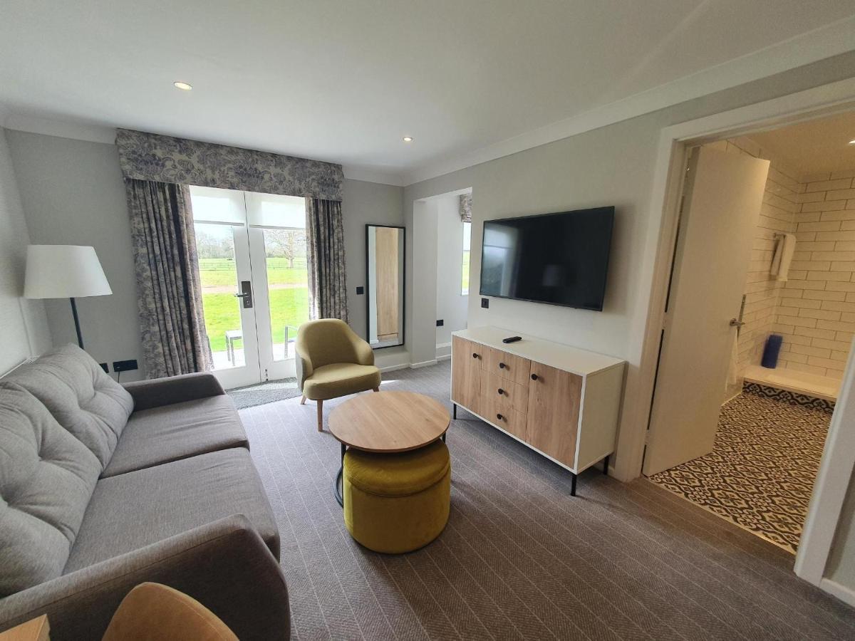 Horwood House Hotel Milton Keynes Exterior foto