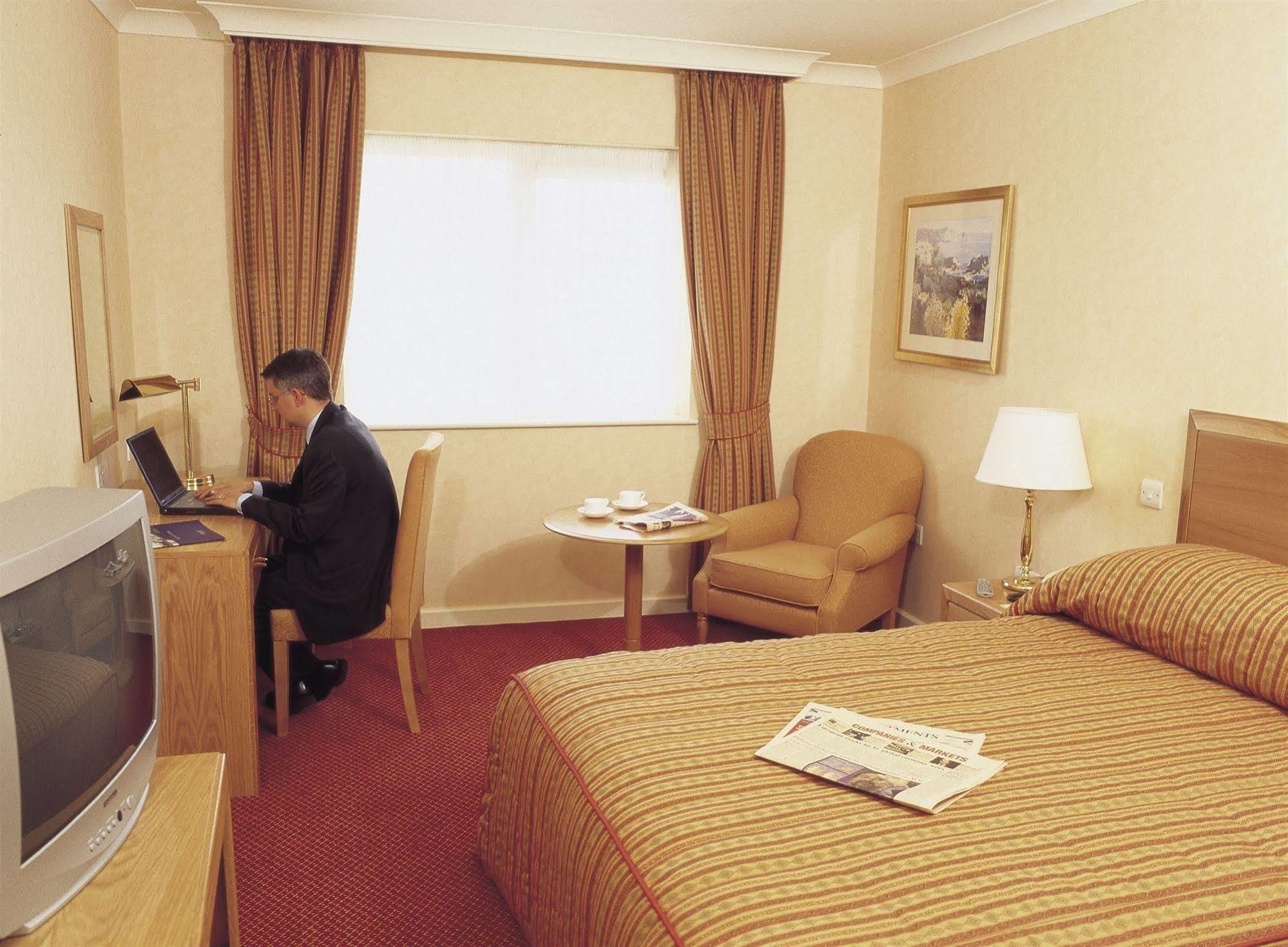 Horwood House Hotel Milton Keynes Cameră foto